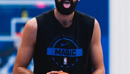 格鲁吉亚守护神！魔术官方晒比塔泽的训练照与球迷分享