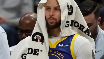 APP下载-背靠背吞下两连败 勇士继续在平庸中拉扯沉浮